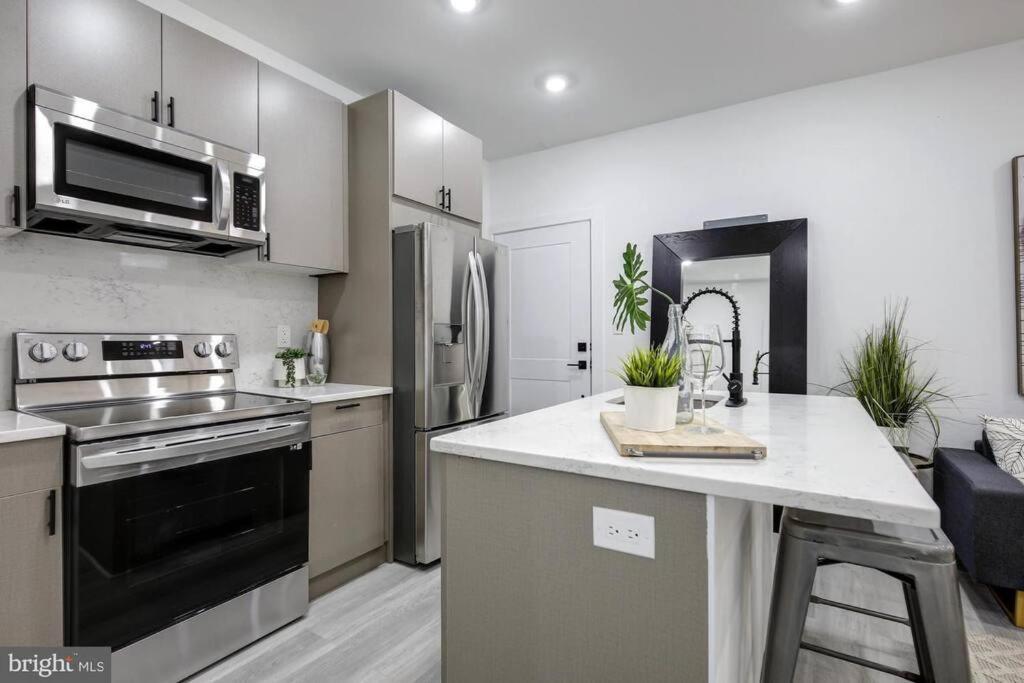 Brandnew Luxury Capitol Hill Apt! Near Free Trolly ワシントン エクステリア 写真