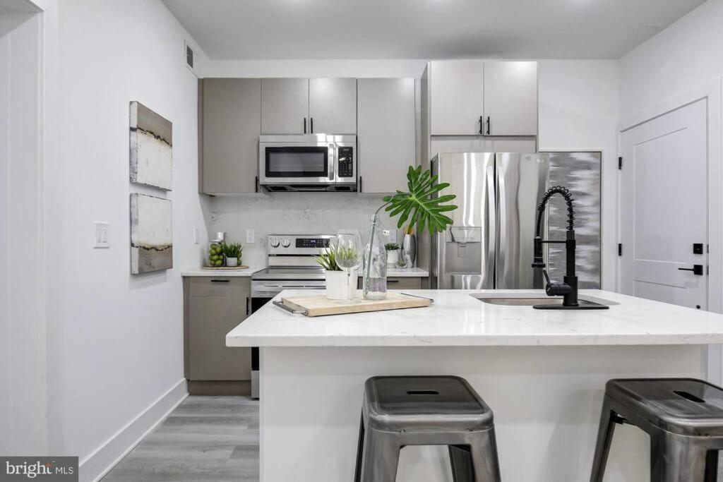 Brandnew Luxury Capitol Hill Apt! Near Free Trolly ワシントン エクステリア 写真